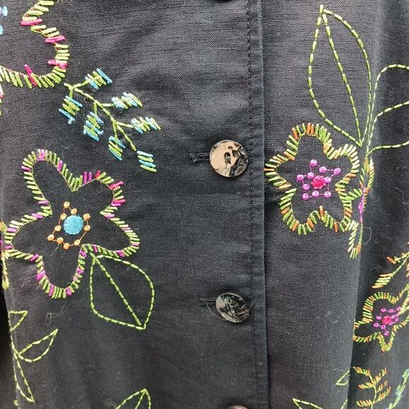 Mark Singer Software Women's Small Shacket/ Jacket. Embroidered Flowers/ Black.. - Picture 3 of 14